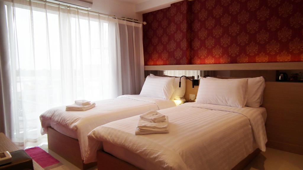 กวินบุรี กรีน โฮเท็ล Hotel อุดรธานี ภายนอก รูปภาพ